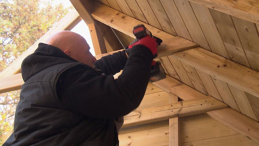 Hoe Bouw Je Een Cottage Stijl Tuinhuis Dobbit